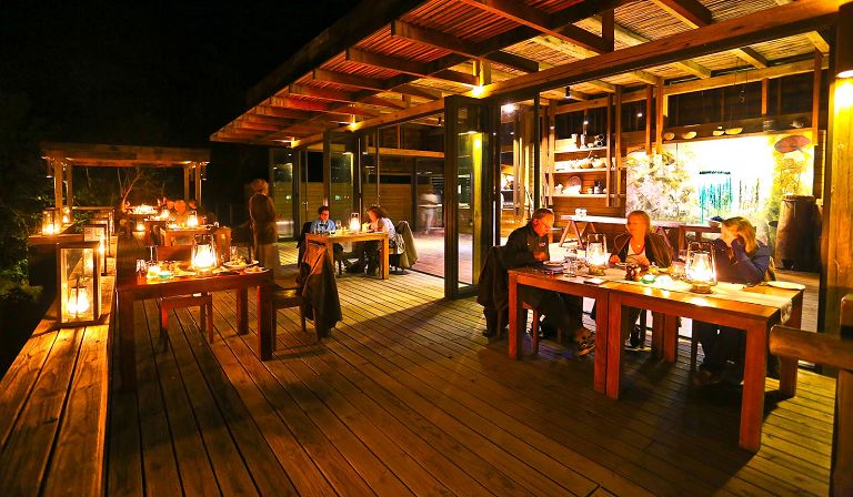 Slideshow image 25 for Vumbura Plains Camp