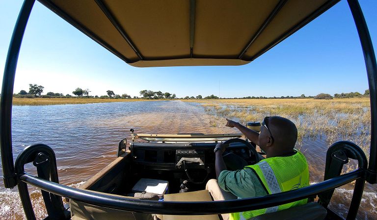 Slideshow image 30 for Vumbura Plains Camp