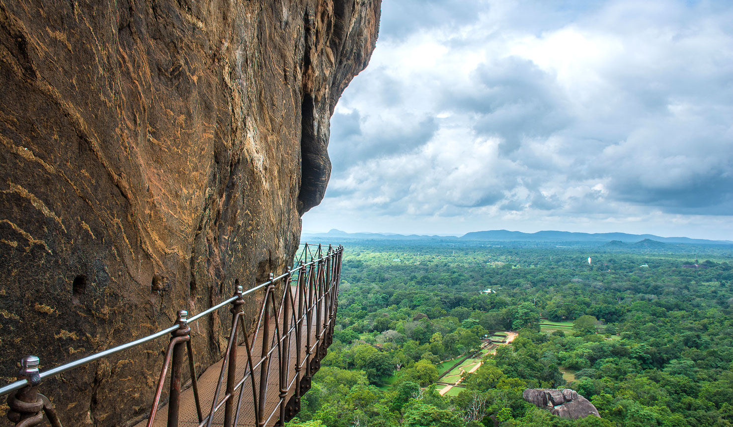 Safari to Water Garden Sigiriya with Africa Travel Resource